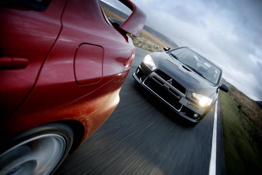  Mitsubishi Lancer Evolution X 2007 года  (фото 92 из 149)